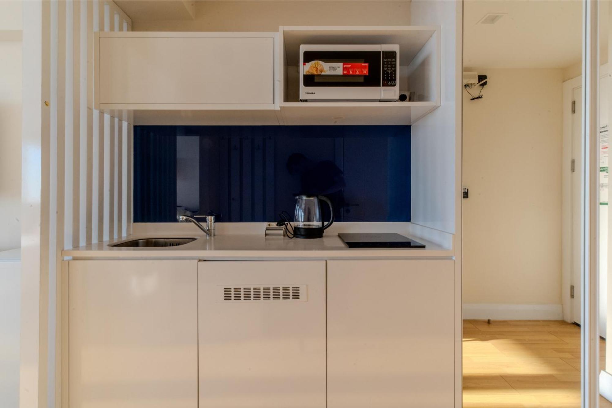 Orbi City Hotel Sea View バトゥーミ エクステリア 写真