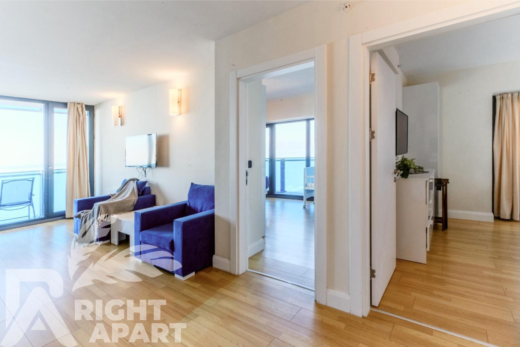 Orbi City Hotel Sea View バトゥーミ エクステリア 写真