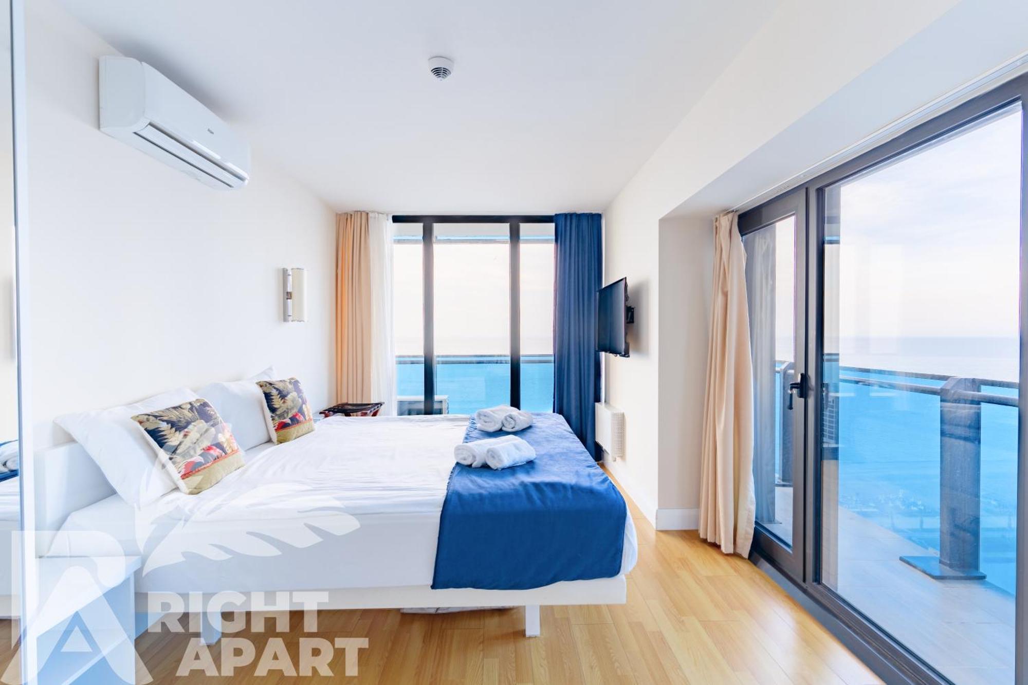 Orbi City Hotel Sea View バトゥーミ エクステリア 写真