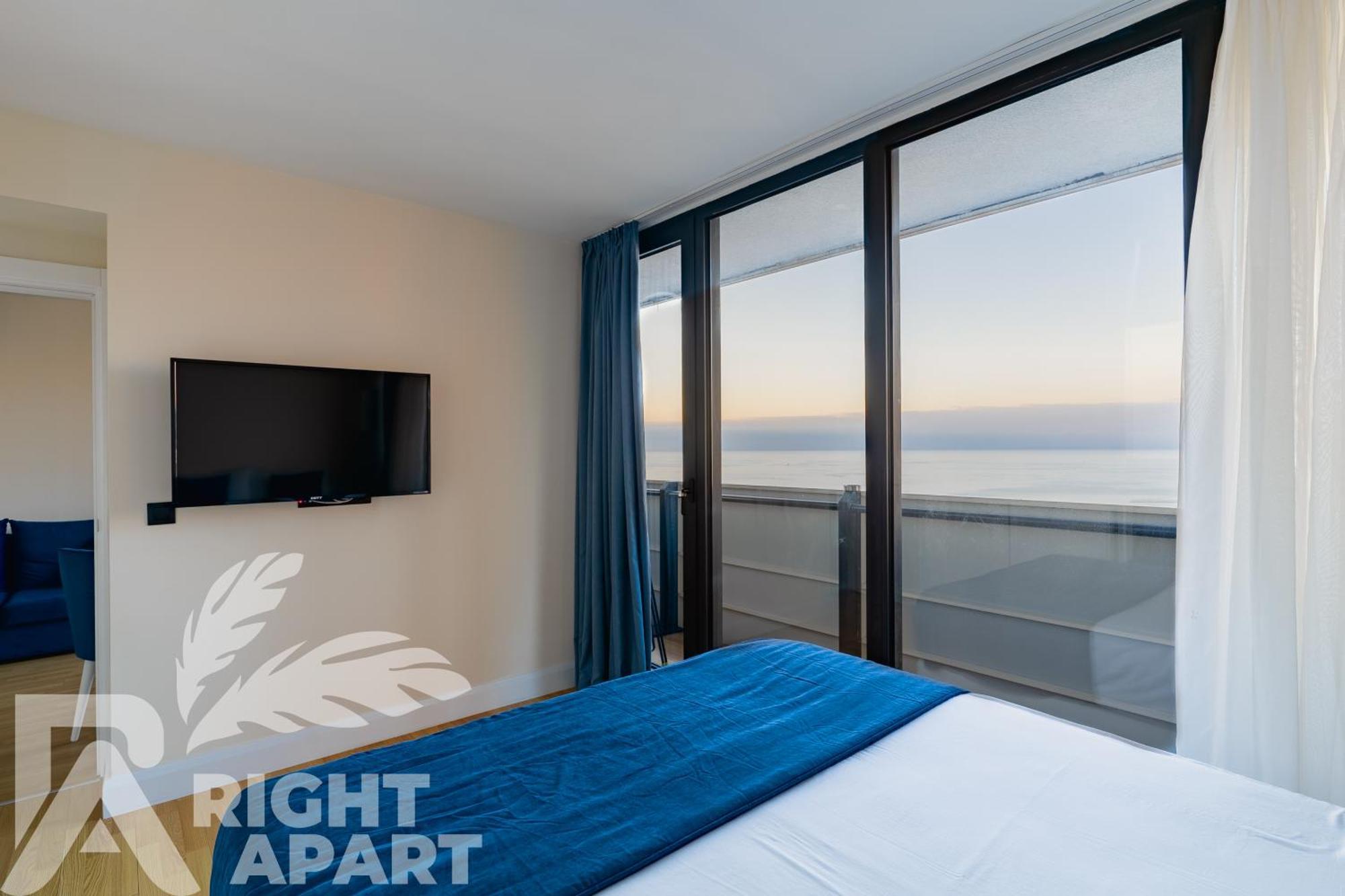 Orbi City Hotel Sea View バトゥーミ エクステリア 写真