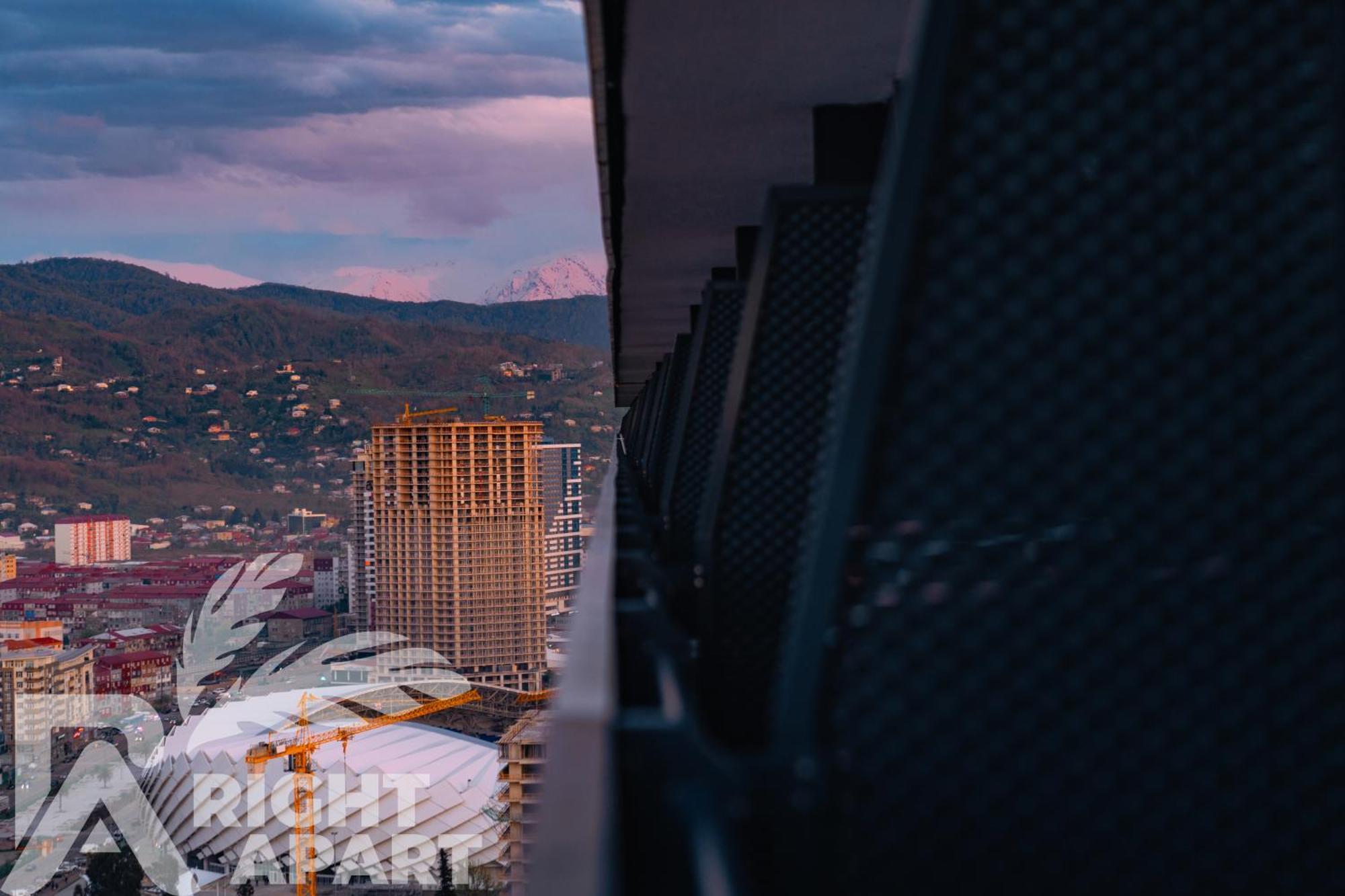 Orbi City Hotel Sea View バトゥーミ エクステリア 写真